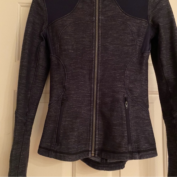 Lululemon Define Forme Zip Up Size 4 - Picture 4 of 10